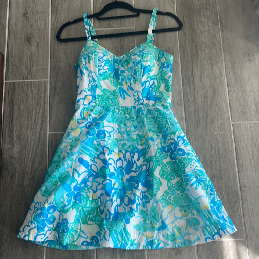 Lilly Pulitzer size 2 summer dress
